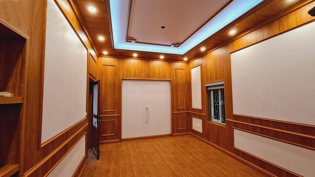 tấm nhựa trang trí giả gỗ