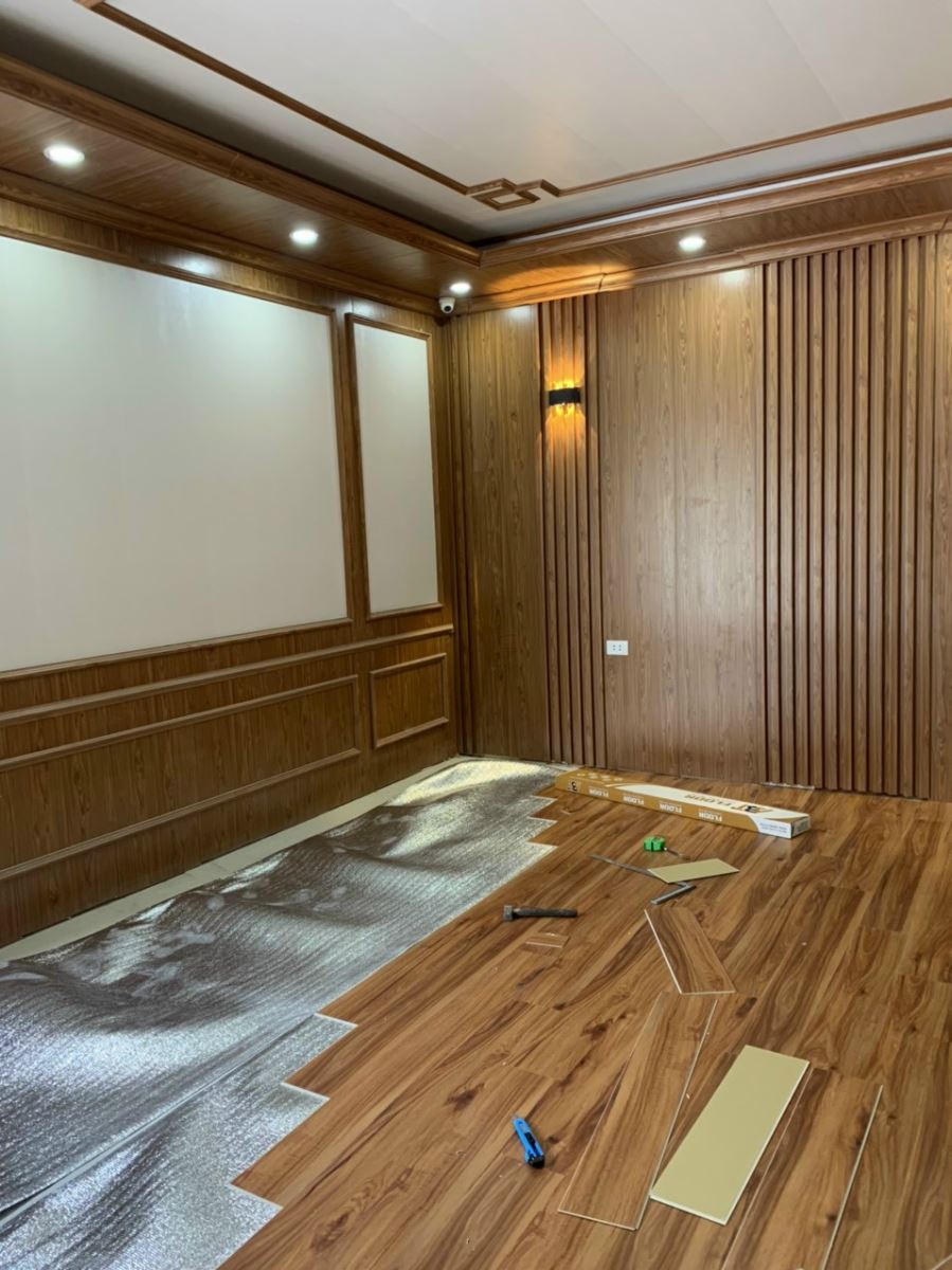 tấm nhựa trang trí giả gỗ